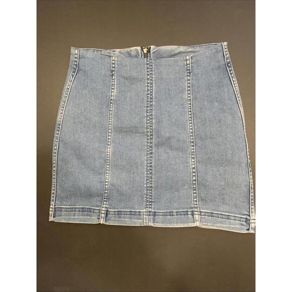 Free People Dresses & Skirts - Free People Boho Preppy Business Casual Y2K Hippie Mini Skirt size 6